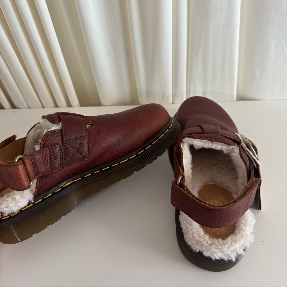 Dr. Martens Jorge Ambassador Brown Leather Faux Fur Lined Slingback Mules Sz 7W - Picture 5 of 6
